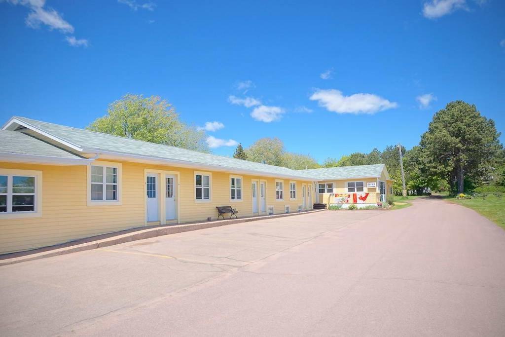Green Acres Motel Summerside Esterno foto